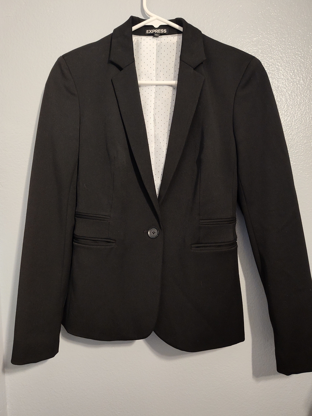 Express Women’s Black Single-Button Blazer Suit Tuxedo Size 2 Nwot
